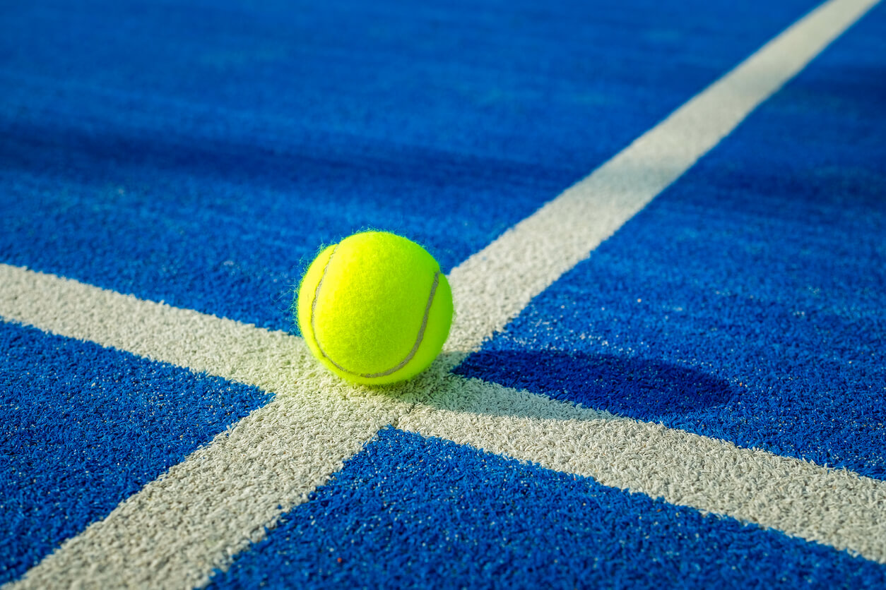 verschil tussen padelballen en tennisballen